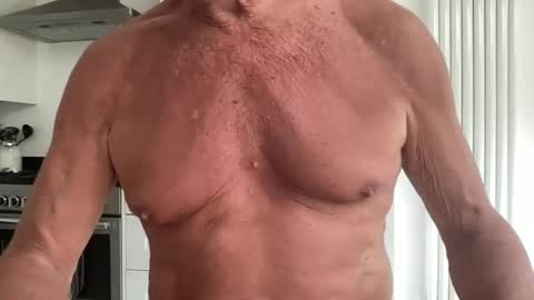 Snapshot of jeeves200 chatting on June 28, 10:43 am Sensual Jeeves online show from June 28, 10:43 am