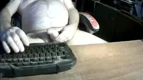 Snapshot of jeff_40962 chatting on December 7, 3:25 am Jeffrey Sinclair online show from December 7, 3:25 am