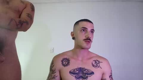 Jeff and Mugi  Independent model online show from February 5, 9:29 pm