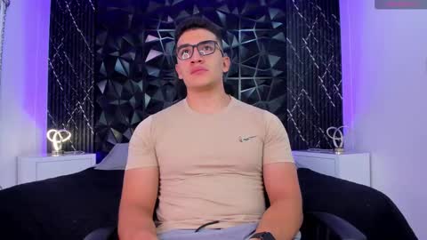 Snapshot of jeffdaltton chatting on November 7, 8:09 pm Jeff online show from November 7, 8:09 pm