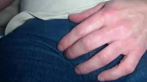 Snapshot of jeffersonel chatting on February 16, 5:14 am jeffersonel online show from February 16, 5:14 am