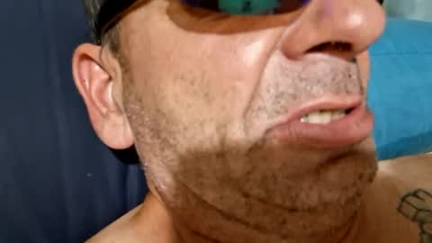 Snapshot of jeffrey13344 chatting on June 22, 4:53 am jeffrey13344 online show from June 22, 4:53 am