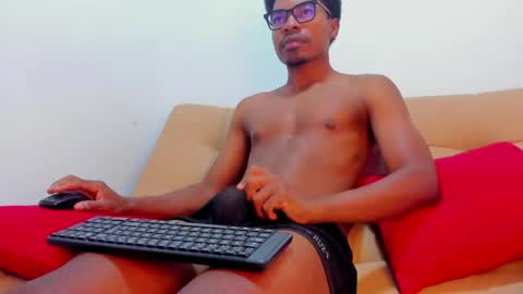 Snapshot of jeffrey_cottom chatting on May 16, 11:53 am Jeff online show from May 16, 11:53 am