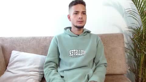 Snapshot of jeffstyle18 chatting on October 26, 3:29 pm Jeff online show from October 26, 3:29 pm