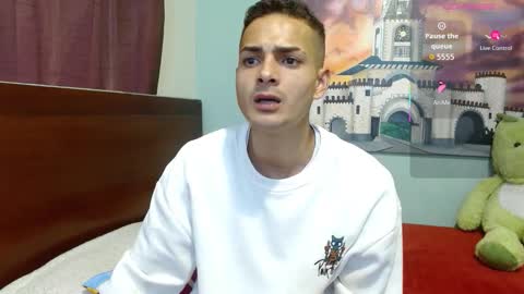 Snapshot of jeffstyle18 chatting on November 14, 6:39 pm Jeff online show from November 14, 6:39 pm