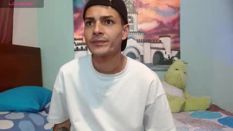 Snapshot of jeffstyle18 chatting on December 1, 7:30 pm Jeff online show from December 1, 7:30 pm