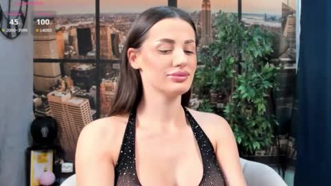 Snapshot of jelisse_jones chatting on December 16, 7:24 am Jelisse online show from December 16, 7:24 am