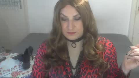 Snapshot of jellena87 chatting on June 12, 5:45 pm Jellena online show from June 12, 5:45 pm