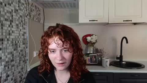 Snapshot of jelly_cherry chatting on July 27, 5:03 am Emily online show from July 27, 5:03 am