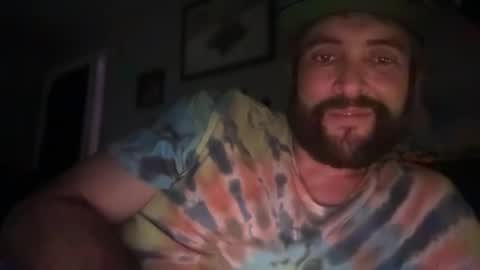 Snapshot of jellyfishfun chatting on December 17, 10:55 am Guy Jones online show from December 17, 10:55 am