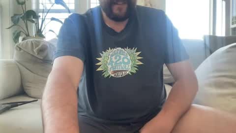 Snapshot of jellyfishfun chatting on June 15, 10:12 pm Guy Jones online show from June 15, 10:12 pm