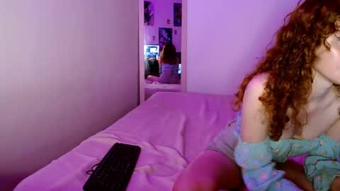 Snapshot of jellyrose chatting on November 29, 10:35 pm jellyrose online show from November 29, 10:35 pm