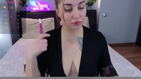 Alice online show from December 5, 12:55 pm