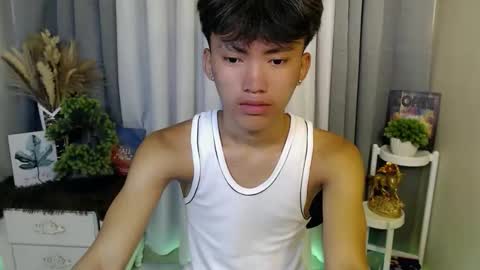 jemart_urnaughtboy online show from April 10, 3:12 am