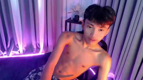 Snapshot of jemart_urnaughtboy chatting on May 4, 7:04 am jemart_urnaughtboy online show from May 4, 7:04 am