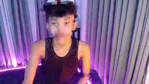 Snapshot of jemart_urnaughtboy chatting on May 18, 10:10 am jemart_urnaughtboy online show from May 18, 10:10 am
