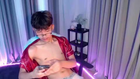 Snapshot of jemart_urnaughtboy chatting on May 27, 7:16 am jemart_urnaughtboy online show from May 27, 7:16 am