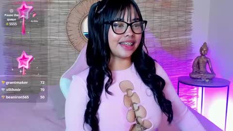 Snapshot of jena_nicols chatting on December 22, 7:11 am Jena online show from December 22, 7:11 am