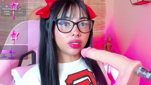 Snapshot of jena_nicols chatting on December 31, 3:45 am Jena online show from December 31, 3:45 am