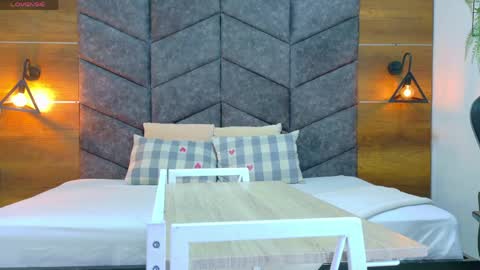 Snapshot of jenacooper__ chatting on June 4, 2:50 am Jena online show from June 4, 2:50 am