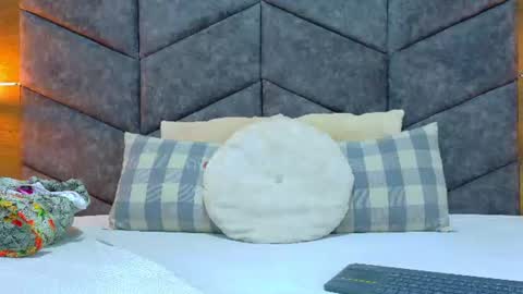 Snapshot of jenacooper__ chatting on July 2, 3:06 am Jena online show from July 2, 3:06 am
