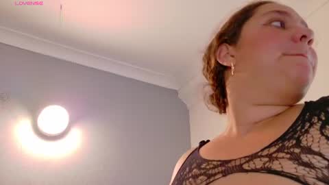 Snapshot of jenacooper__ chatting on July 3, 7:53 pm Jena online show from July 3, 7:53 pm