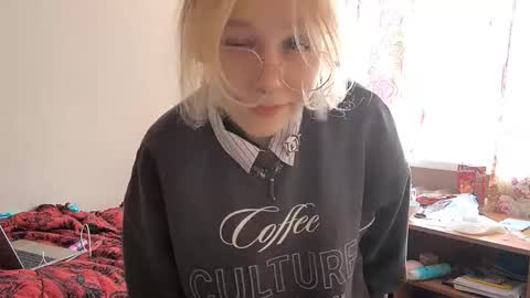 Jessica online show from March 6, 6:43 am