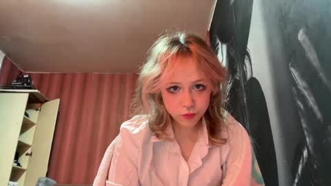 Snapshot of jenaehaby chatting on May 16, 8:18 pm Jessica online show from May 16, 8:18 pm