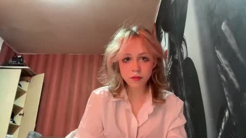 Snapshot of jenaehaby chatting on May 16, 8:29 pm Jessica online show from May 16, 8:29 pm