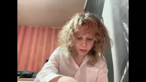 Snapshot of jenaehaby chatting on May 21, 12:23 pm Jessica online show from May 21, 12:23 pm