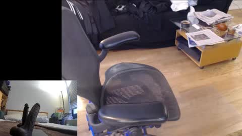 PegMePlease online show from November 17, 4:57 pm