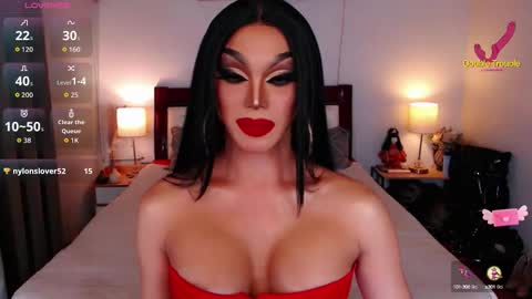 Queen Jenifer online show from September 21, 4:03 am