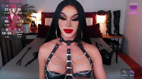 Snapshot of jenifers_body chatting on July 26, 4:53 am Queen Jenifer online show from July 26, 4:53 am