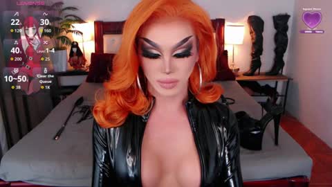 Snapshot of jenifers_body chatting on August 1, 7:29 am Queen Jenifer online show from August 1, 7:29 am