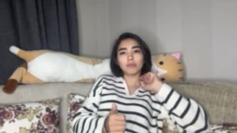 Jenifer online show from October 10, 4:06 pm