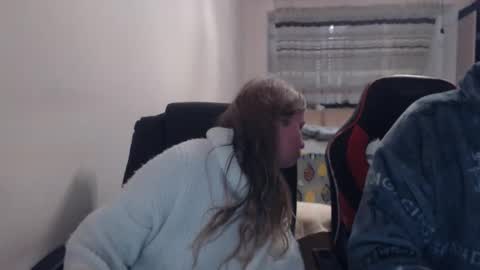 JenisAndPeter online show from March 8, 6:12 pm