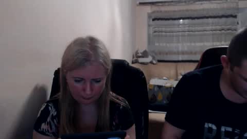 Snapshot of jenisandpeter chatting on May 30, 7:11 pm JenisAndPeter online show from May 30, 7:11 pm