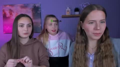 jenna_elayne online show from December 15, 9:35 am