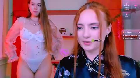Snapshot of jenna_elayne chatting on June 30, 12:50 pm jenna_elayne online show from June 30, 12:50 pm