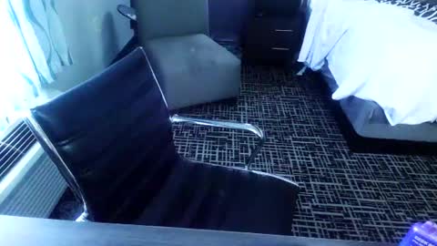 Jenna Cross online show from December 15, 6:26 pm