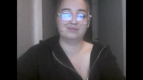 Snapshot of jennaldirl chatting on October 17, 8:44 pm JennalDirl online show from October 17, 8:44 pm