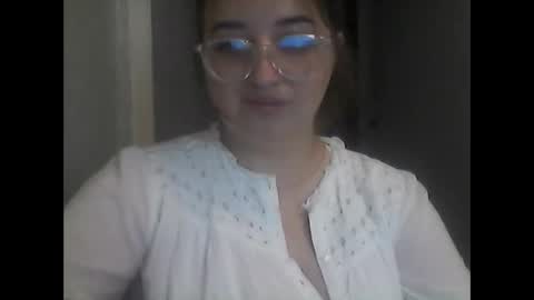 Snapshot of jennaldirl chatting on October 20, 7:42 am JennalDirl online show from October 20, 7:42 am