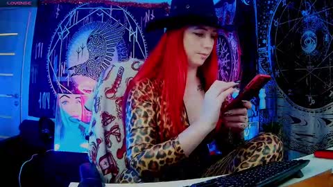 Mrs. Jenna online show from January 6, 6:25 am