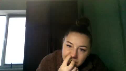 Snapshot of jennamolberty chatting on June 1, 3:36 pm JennaMolberty online show from June 1, 3:36 pm
