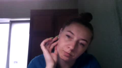 Snapshot of jennamolberty chatting on June 15, 8:27 am JennaMolberty online show from June 15, 8:27 am
