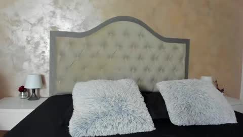 JennaMyers online show from November 3, 8:21 pm