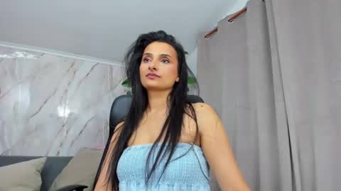 Snapshot of jennaprice chatting on August 6, 9:39 pm JennaPrice online show from August 6, 9:39 pm