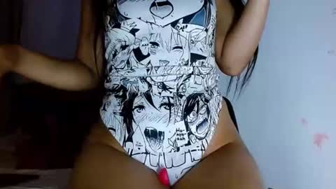 Snapshot of jenner_lena chatting on March 9, 5:33 am jenner_lena online show from March 9, 5:33 am