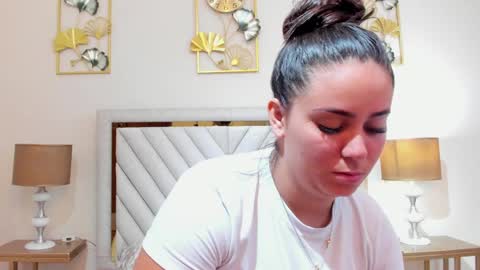 jenner_madison online show from April 23, 12:29 pm