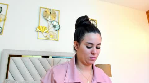 jenner_madison online show from May 29, 12:03 pm